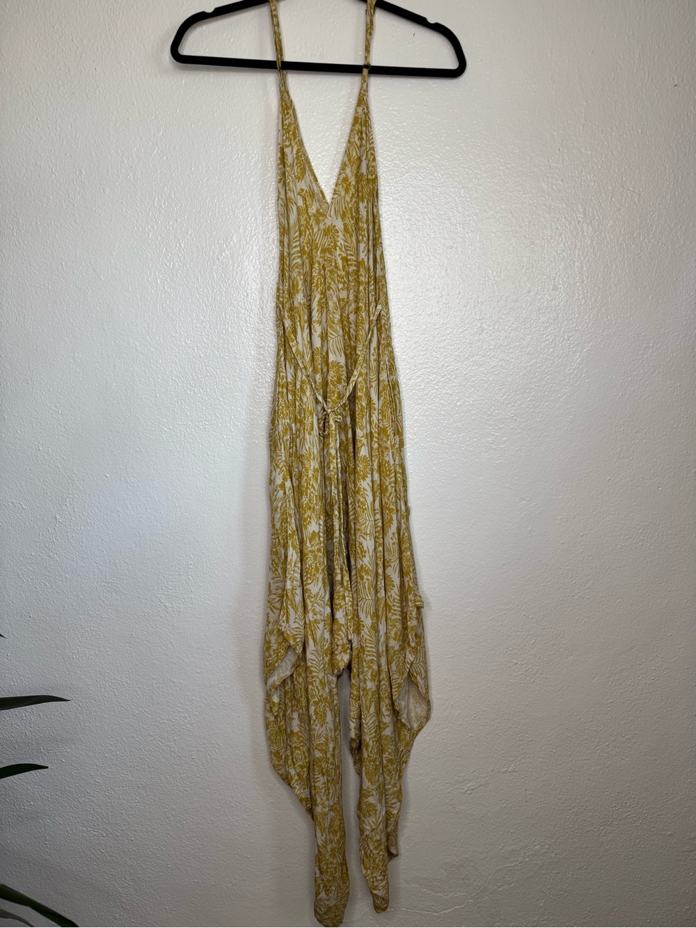 Black Market - Yellow Floral Spaghetti-Strap Boho Jumpsuit - Picture 10 of 13
